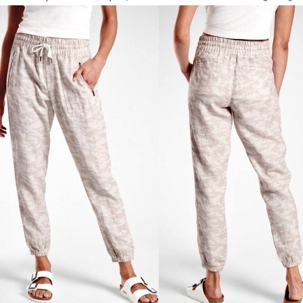 NWOT Athleta Gray Ivory White Pale Cheetah Leopard Cabo Linen Joggers Size: 10